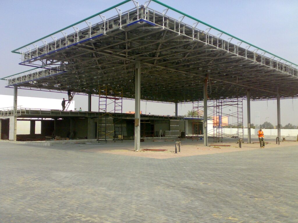 Construction Experts in Egypt working on steel structure project